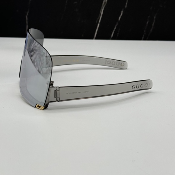 NEW GUCCI GG1631S 013 UNISEX SUNGLASSES GG 1631S 013 GUCCI SHIELD GREY EYEWEAR - Picture 7 of 11